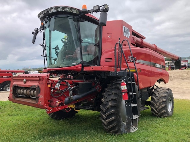 2014 CASE IH 7230 COMBINE 2712247 USED