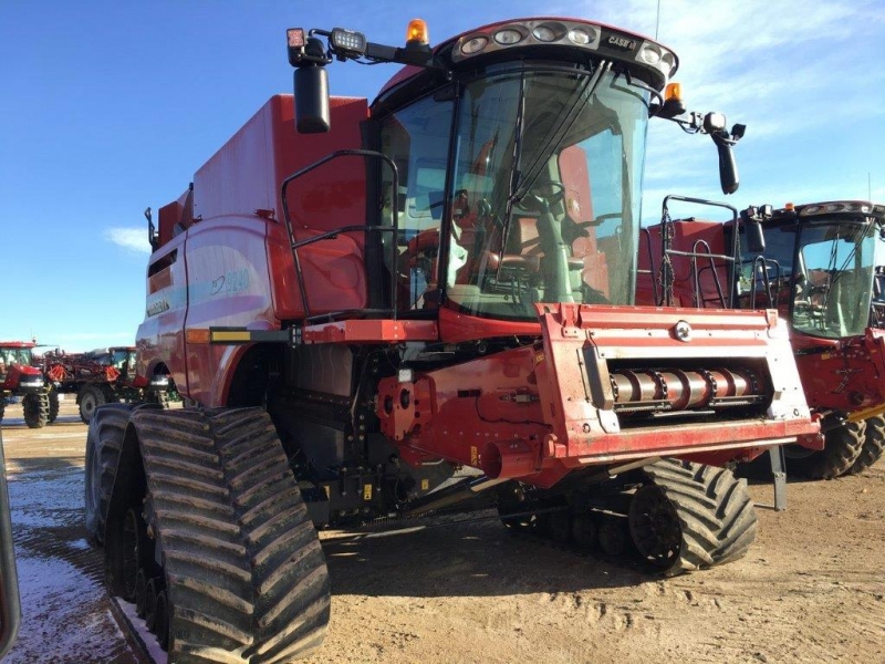 2016 CASE IH 9240 COMBINE 2799260 USED