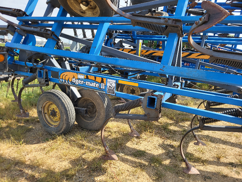 Dmi Tm Field Cultivator 3161258 Used 3226