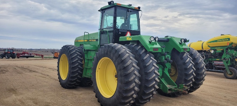 logo-john-deere  Compass Solutions