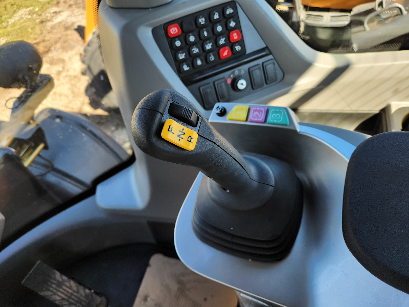 2024 CASE 621G2 ZBAR T4F WHEEL LOADER