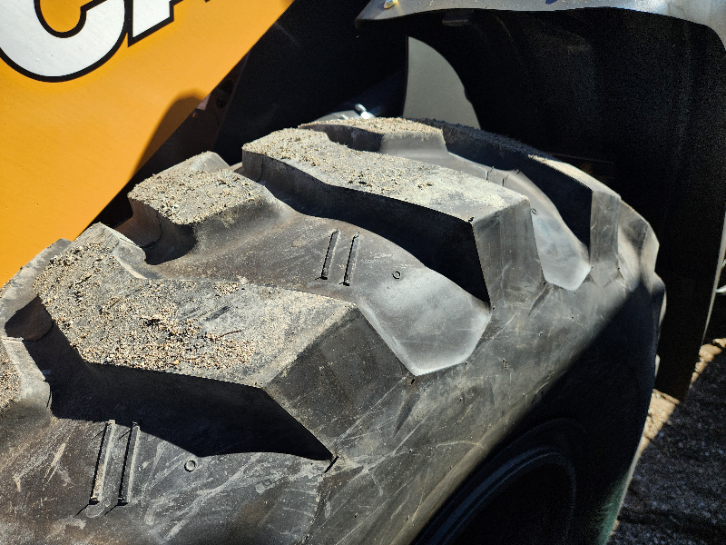 2024 CASE 621G2 ZBAR T4F WHEEL LOADER