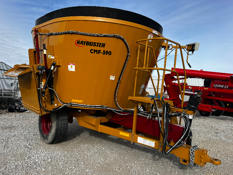 2024 HAYBUSTER CMF590 FEED WAGON E00222931
