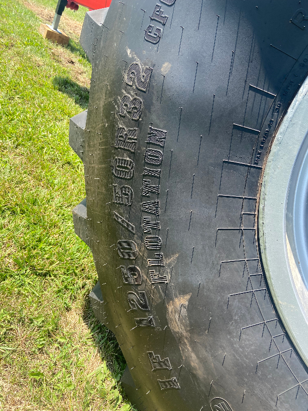 2024 UNVERFERTH 1119 GRAIN CART E00325053