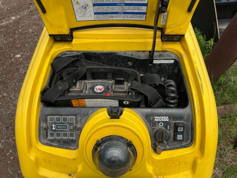 2017 WACKER NEUSON RTLXSC3 TRENCH ROLLER-COMPACTION CE