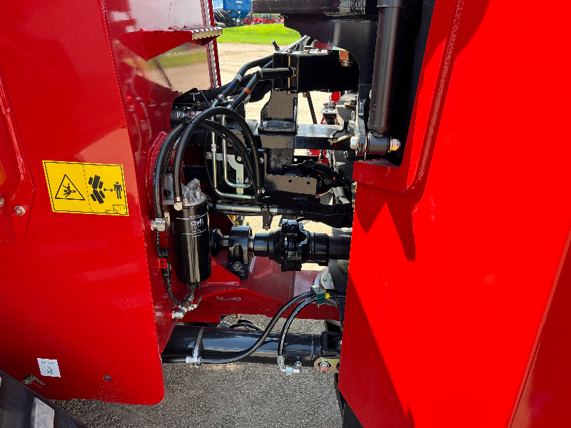 2025 CASE IH 645 QUADTRAC 4WD TRACTOR E00580274