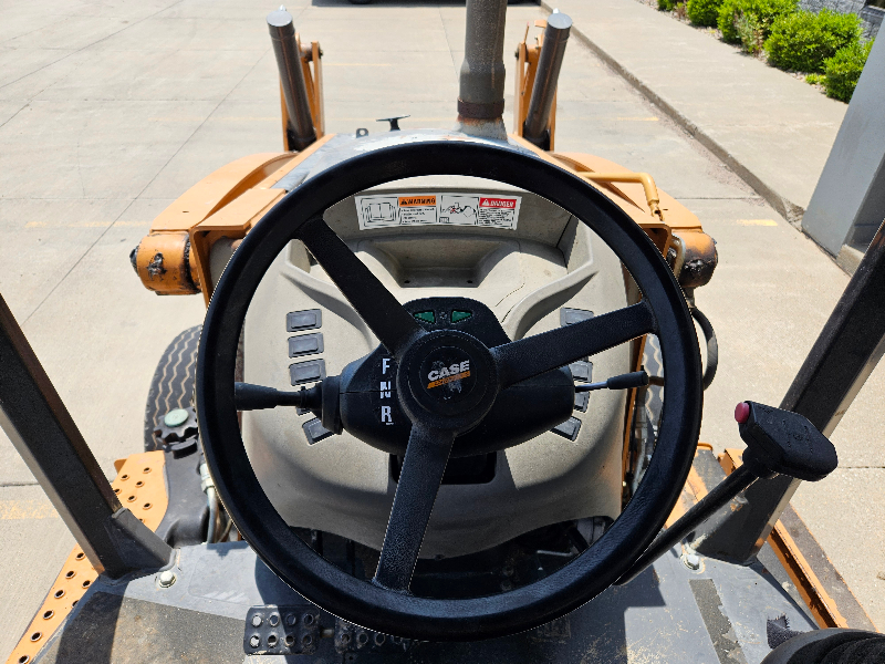2013 CASE 580N BACKHOE