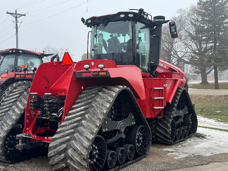 2024 CASE IH 715 QUADTRAC 4WD TRACTOR E00641057