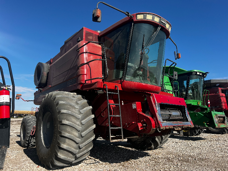 2008 CASE IH 2588 COMBINE E00643586